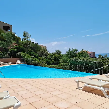 Apartman Sea View Flat 5 Minutes From The