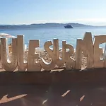 Sea View Flat 5 Minutes From The
