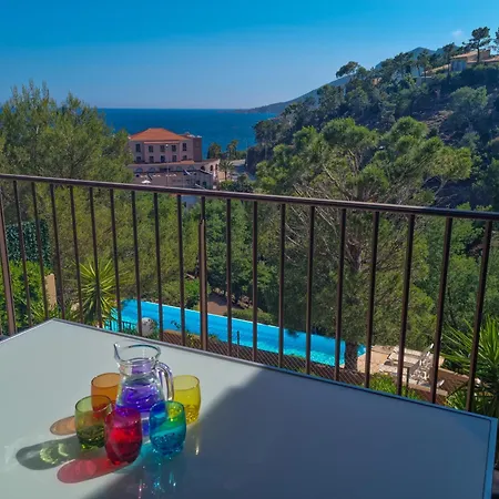 Sea View Flat 5 Minutes From The *